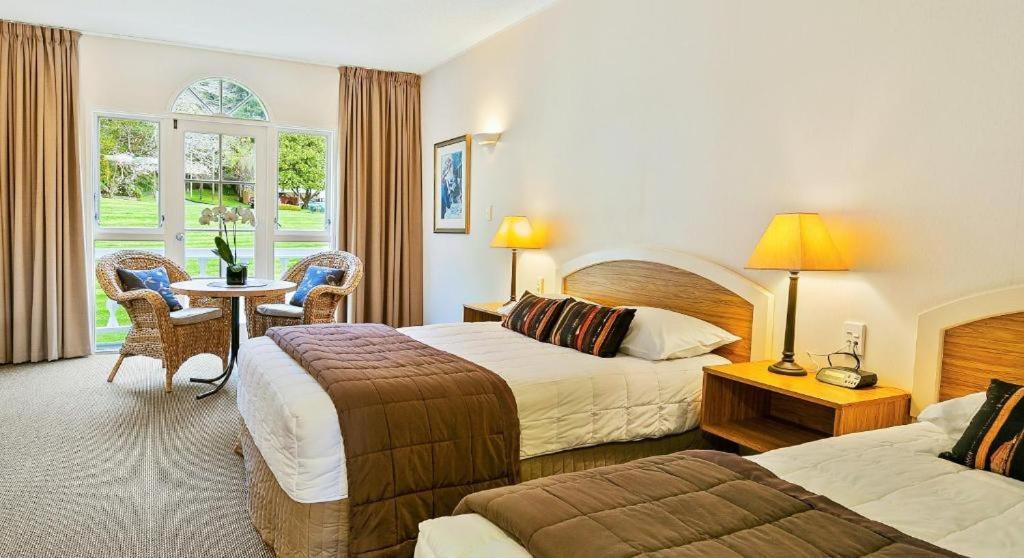 Wallaceville Motor Lodge Upper Hutt Buitenkant foto