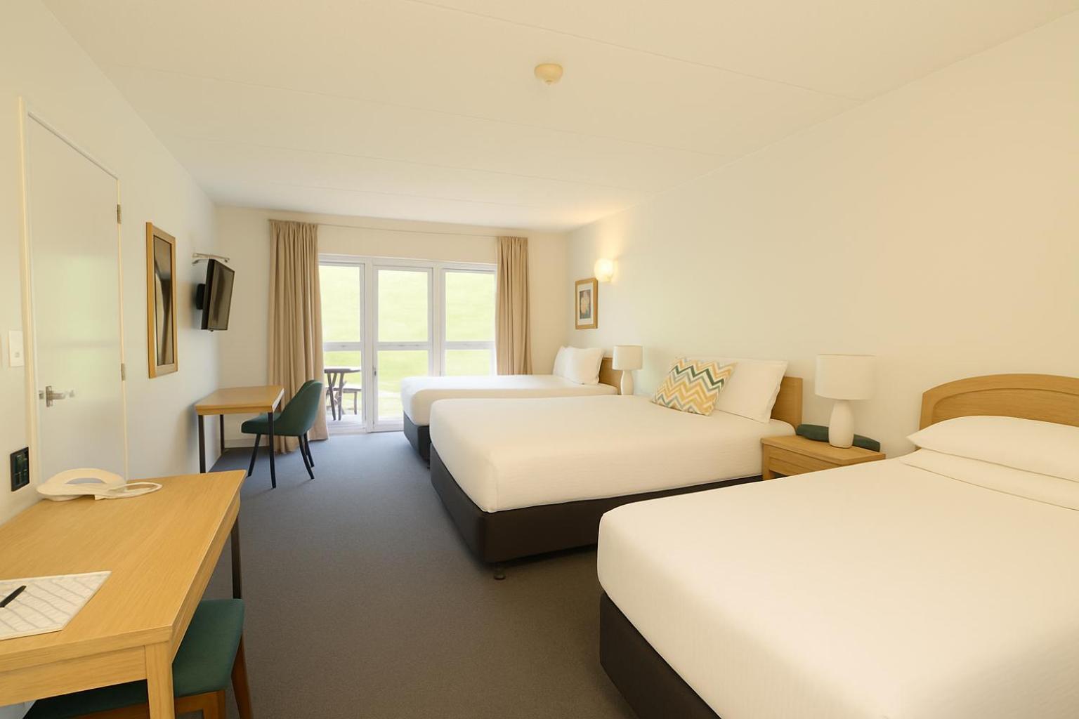 Wallaceville Motor Lodge Upper Hutt Buitenkant foto